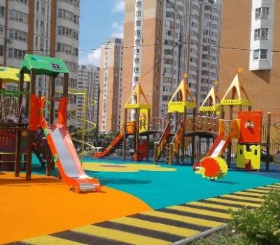 В «Граде Московском» обустраиваются детские площадки | Совет жителей  Московского