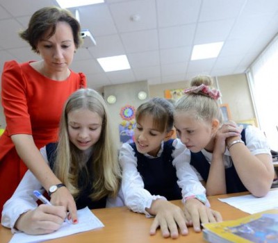 Учительница школы №2120 стала лауреатом конкурса «Учитель года Москвы – 2017»